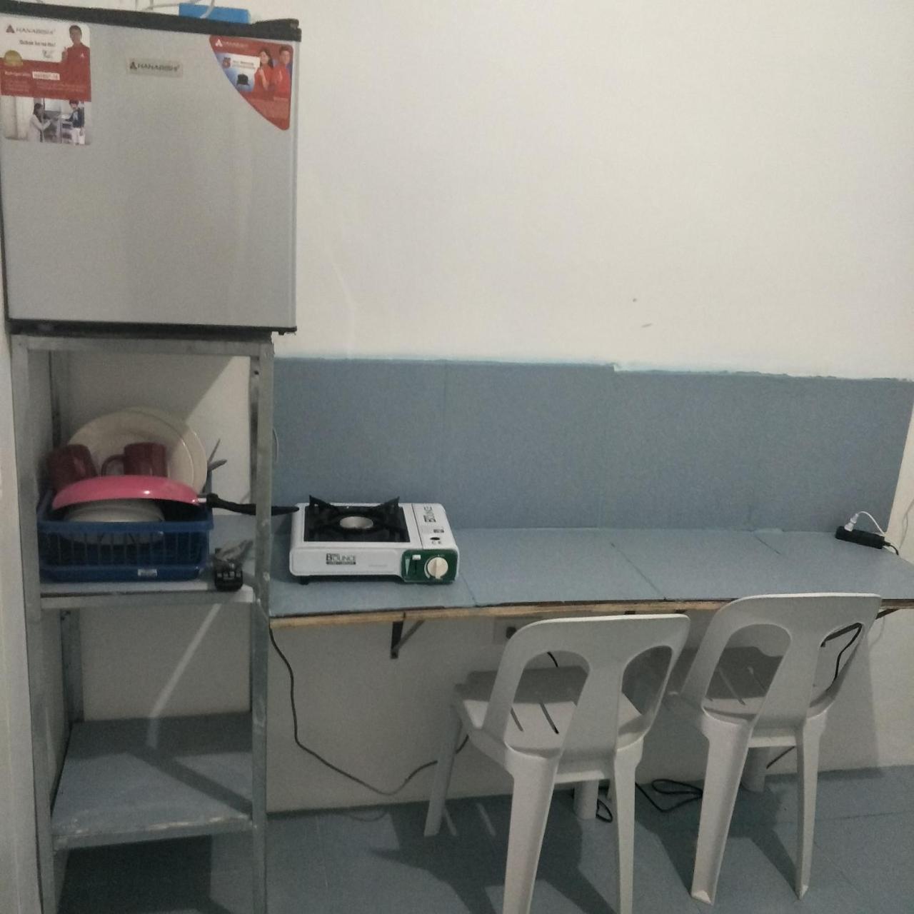 安吉利斯市旅馆 外观 照片